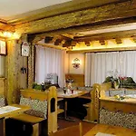 Digonera Historic Hotel Rocca Pietore