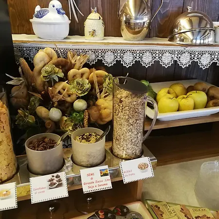 Digonera Historic 3* ロッカ・ピエートレ