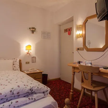 ホテル Digonera Historic 3*