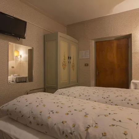 ホテル Digonera Historic ロッカ・ピエートレ