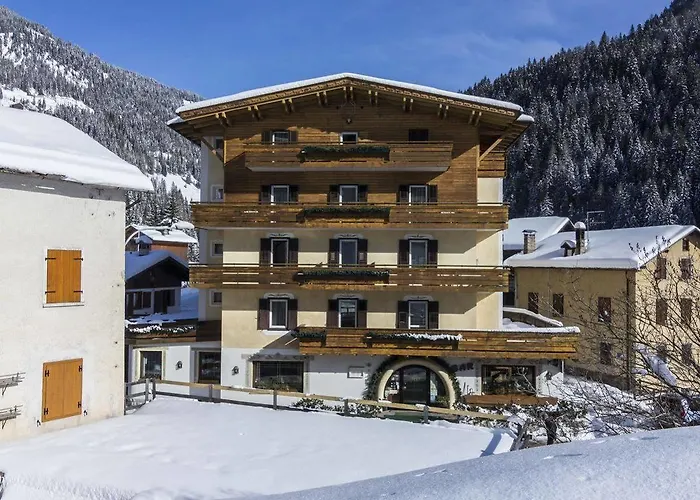 Digonera Historic Hotel 3*