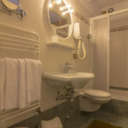Hotel Digonera Historic 3*